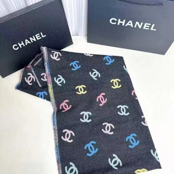 Chanel Logo wool scarf - Picture 1 of 4